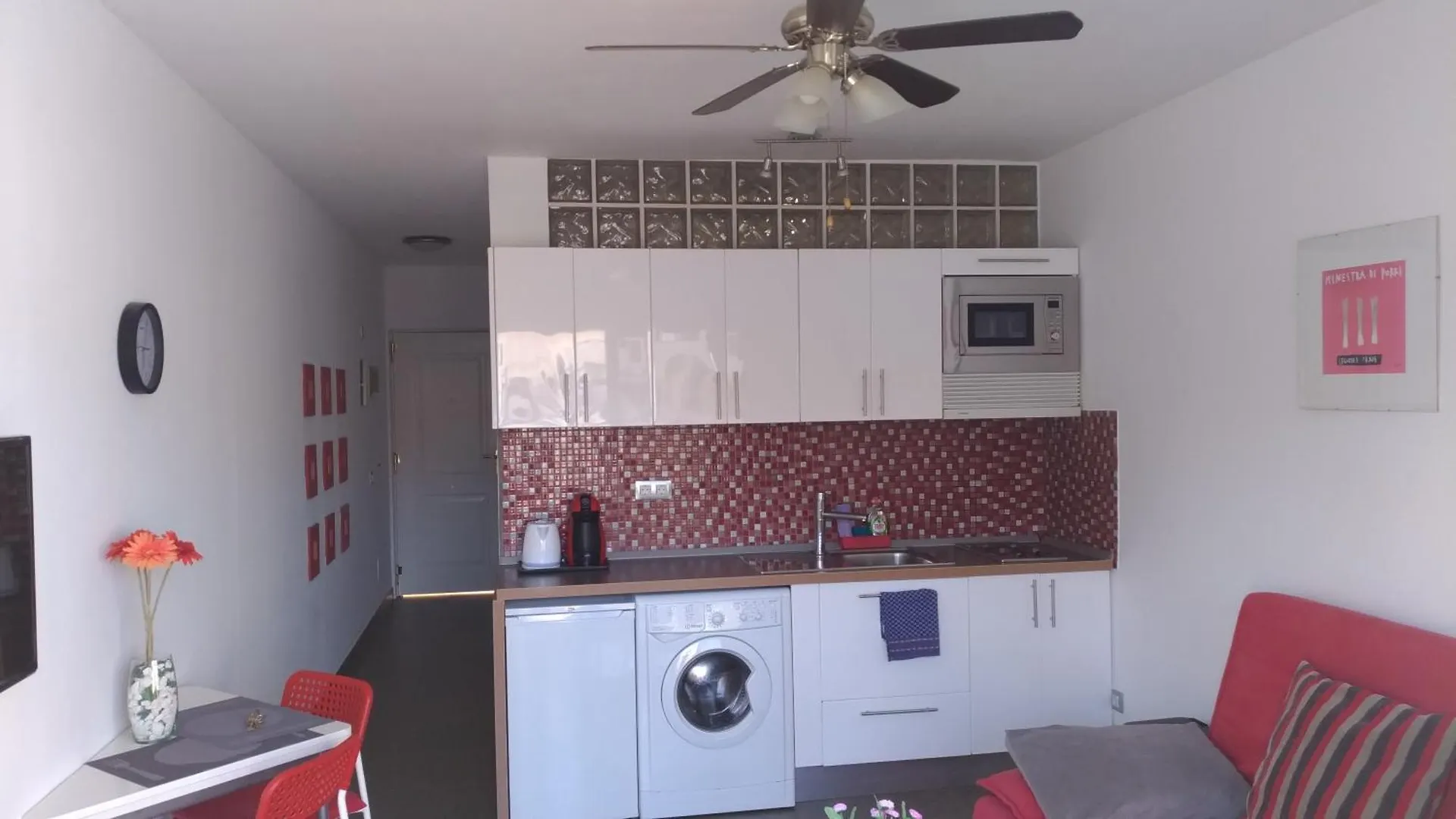 Cozy And Sunny Apartment With Everything You Need, Great Location Costa Adeje  Costa Adeje (Tenerife)
